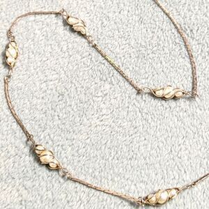 Vintage 80's Silvertone and Faux Pearl Necklace -20" length